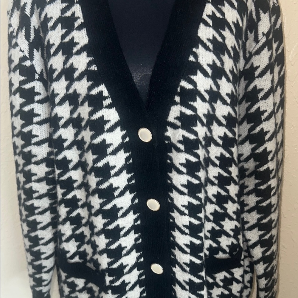 Lush brand Black and White Houndstooth‎ Women's Sweater